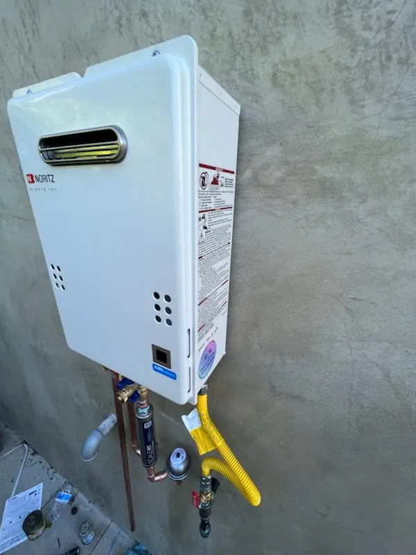 Tankless water heater installation for Kingsburg homes